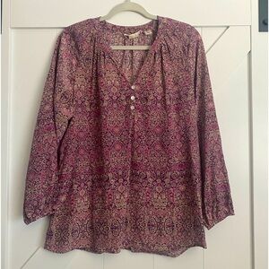Women’s blouse